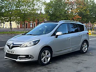 Used 2015 Renault Grand Scenic Energy Dynamique Silver - Interior and Exterior details 5