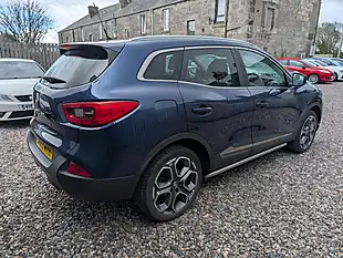Used 2015 Renault Kadjar Dynamique S Nav Blue - Interior and Exterior details 9