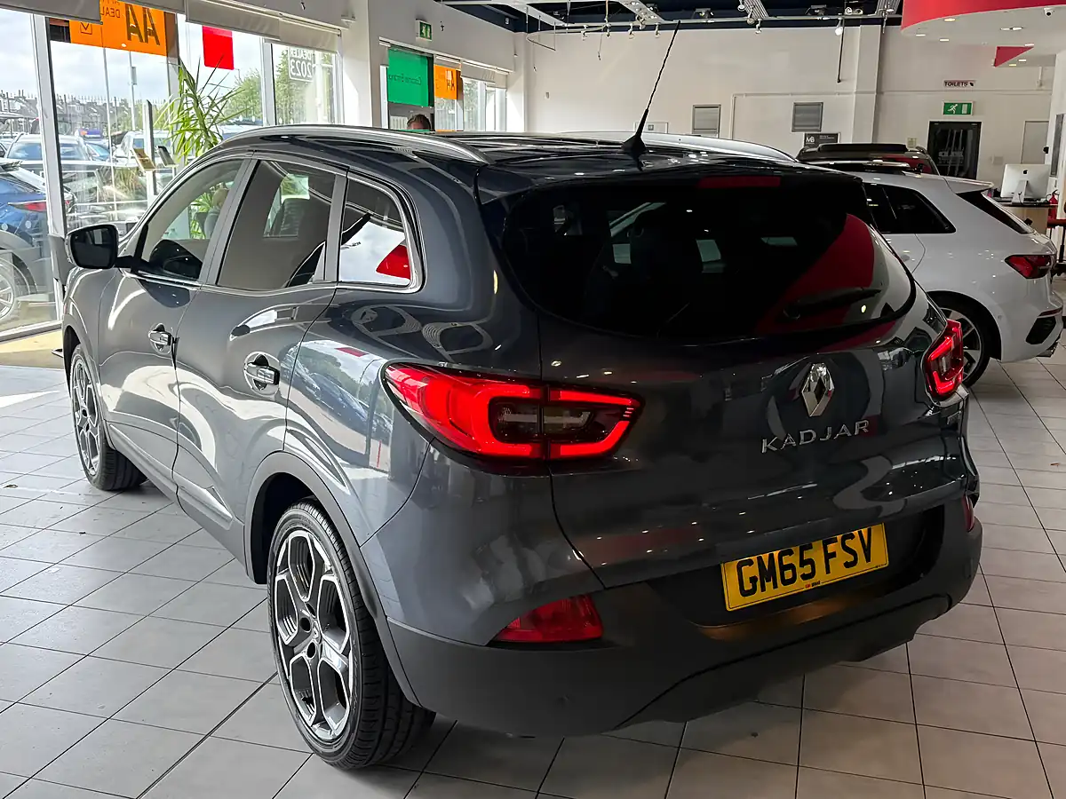 Used 2015 Renault Kadjar Dynamique S Nav Grey - Interior and Exterior details 7