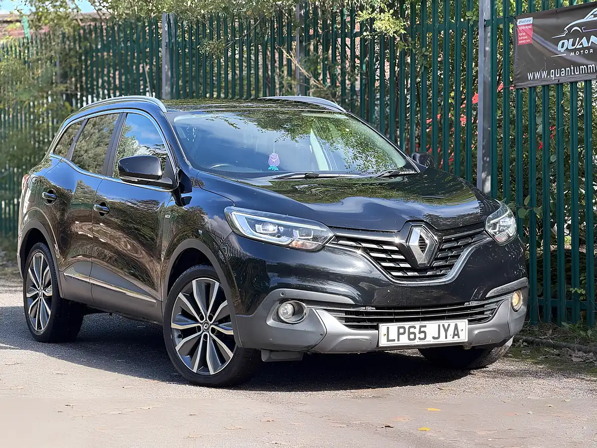 Used 2015 Renault Kadjar Signature Nav Black - Front View