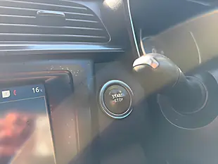 Used 2015 Renault Kadjar Signature Nav Black - Interior and Exterior details 15
