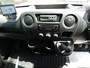 Used 2015 Renault Master Business White - Interior and Exterior details 8