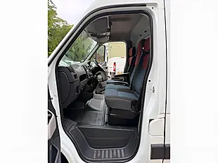 Used 2015 Renault Master Business+ White - Interior and Exterior details 18