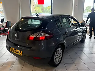 Used 2015 Renault Megane Dynamique Nav Grey - Interior and Exterior details 15