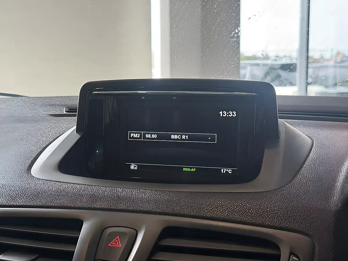 Used 2015 Renault Megane Dynamique Nav Grey - Interior and Exterior details 18