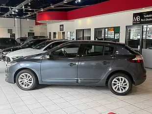 Used 2015 Renault Megane Dynamique Nav Grey - Interior and Exterior details 4