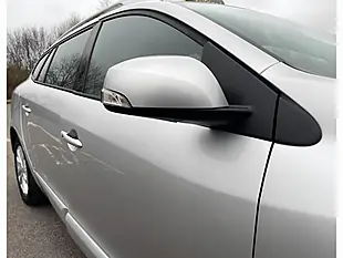 Used 2015 Renault Megane Dynamique Nav Sport Tourer Silver - Interior and Exterior details 14