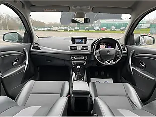 Used 2015 Renault Megane Dynamique Nav Sport Tourer Silver - Interior and Exterior details 15