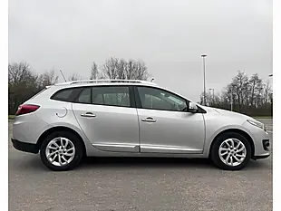 Used 2015 Renault Megane Dynamique Nav Sport Tourer Silver - Interior and Exterior details 9