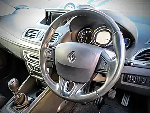 Used 2015 Renault Megane Dynamique Tom Tom Metallic Silver - Interior and Exterior details 14
