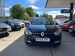 Used 2015 Renault Megane Dynamique Tomtom Black - Interior and Exterior details 14