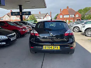 Used 2015 Renault Megane Dynamique Tomtom Black - Interior and Exterior details 15