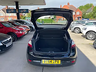 Used 2015 Renault Megane Dynamique Tomtom Black - Interior and Exterior details 20