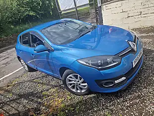 Used 2015 Renault Megane Dynamique Tomtom Energy Blue - Interior and Exterior details 4