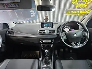 Used 2015 Renault Megane Energy Dynamique Tomtom White - Interior and Exterior details 19