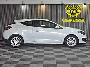 Used 2015 Renault Megane Energy Dynamique Tomtom White - Interior and Exterior details 2