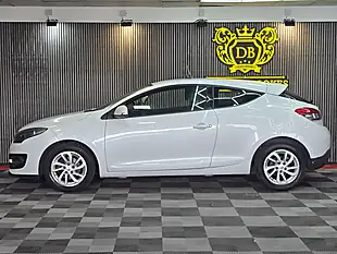 Used 2015 Renault Megane Energy Dynamique Tomtom White - Interior and Exterior details 6