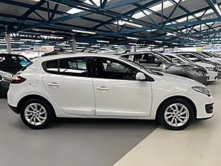 Used 2015 Renault Megane Energy Dynamique Tomtom White - Interior and Exterior details 7