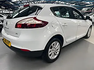 Used 2015 Renault Megane Energy Dynamique Tomtom White - Interior and Exterior details 8