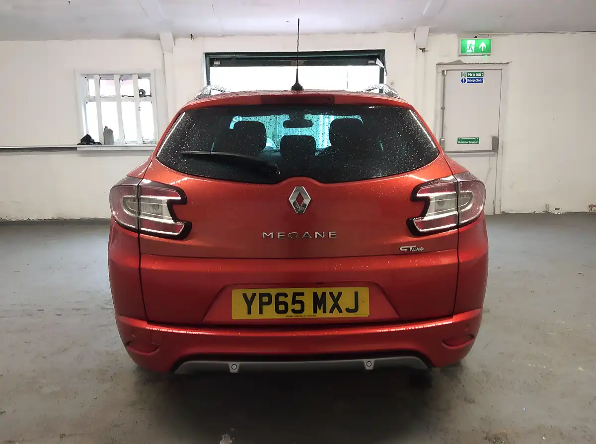 Used 2015 Renault Megane GT Line Nav Sport Tourer Red - Interior and Exterior details 5