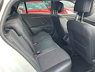 Used 2015 Renault Megane GT Line White - Interior and Exterior details 11