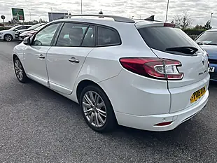 Used 2015 Renault Megane GT Line White - Interior and Exterior details 4