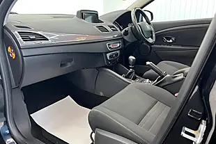 Used 2015 Renault Megane Limited Edition Energy Black - Interior and Exterior details 13