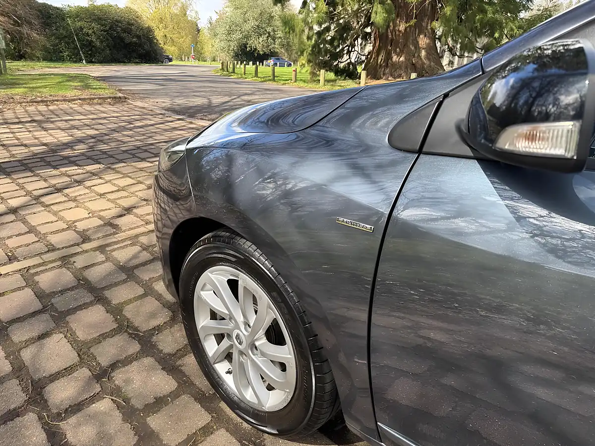 Used 2015 Renault Megane Limited Nav Grey - Interior and Exterior details 10