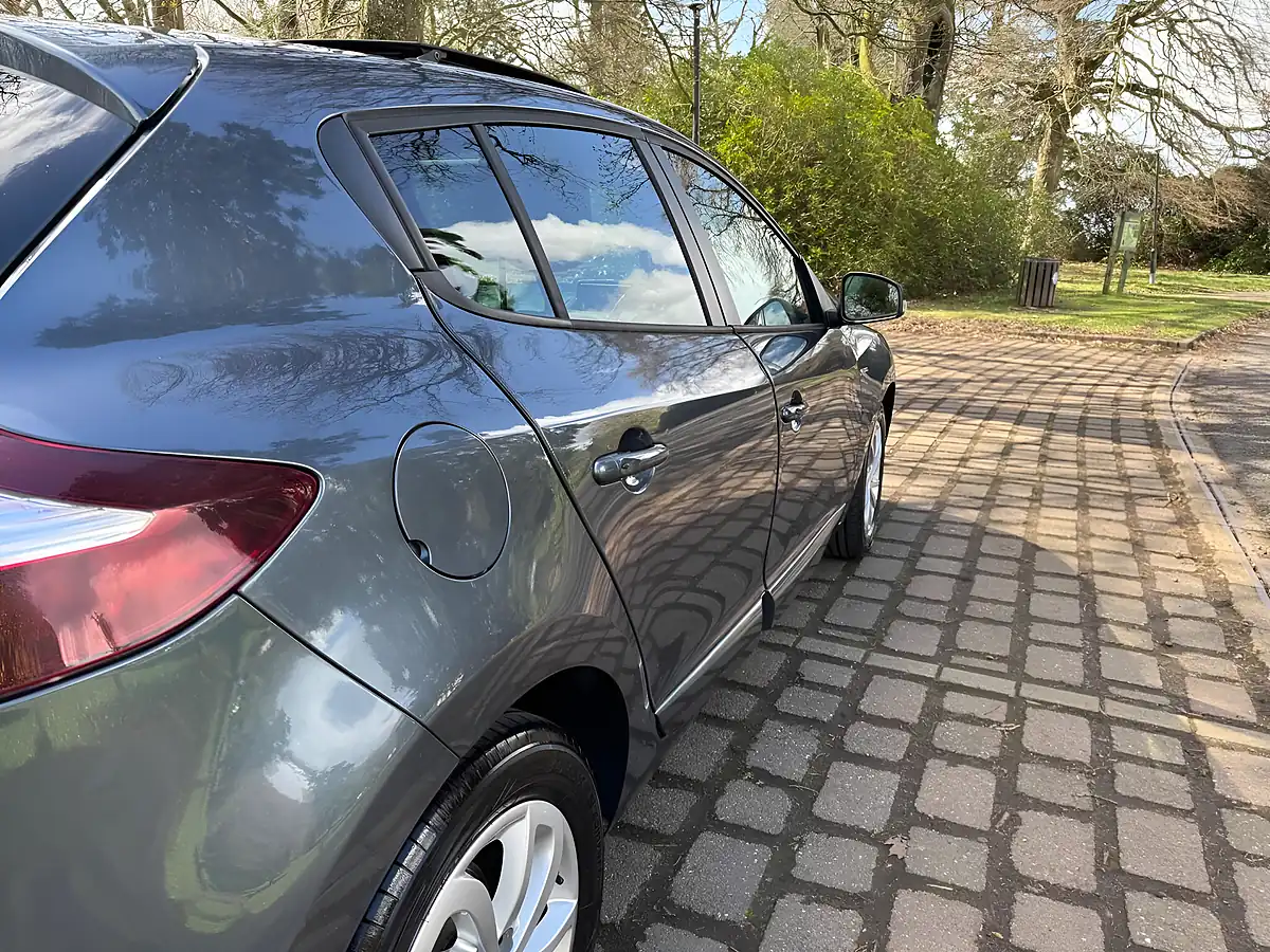 Used 2015 Renault Megane Limited Nav Grey - Interior and Exterior details 17