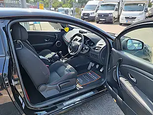 Used 2015 Renault Megane Renaultsport Black - Interior and Exterior details 13