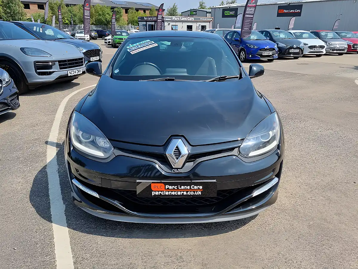 Used 2015 Renault Megane Renaultsport Black - Interior and Exterior details 5