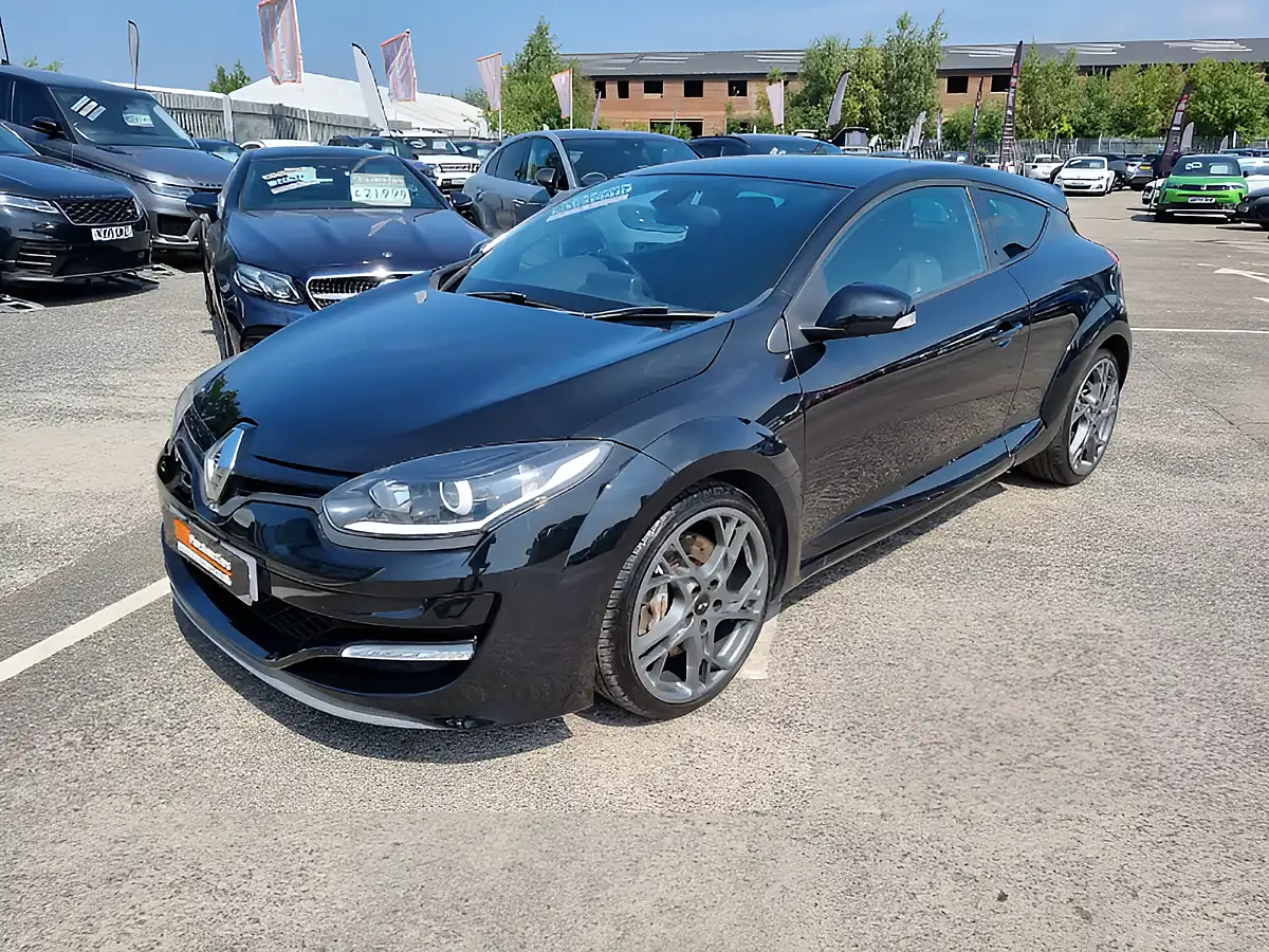Used 2015 Renault Megane Renaultsport Black - Interior and Exterior details 6