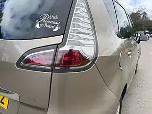 Used 2015 Renault Scenic Dynamique Nav Beige - Interior and Exterior details 13