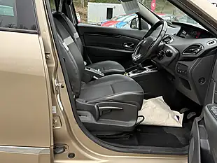 Used 2015 Renault Scenic Dynamique Nav Beige - Interior and Exterior details 16