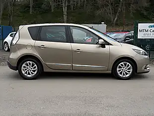 Used 2015 Renault Scenic Dynamique Nav Beige - Interior and Exterior details 5