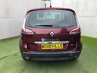 Used 2015 Renault Scenic Dynamique Nav Red - Interior and Exterior details 10
