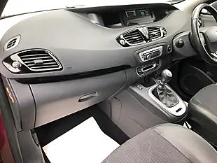 Used 2015 Renault Scenic Dynamique Nav Red - Interior and Exterior details 14
