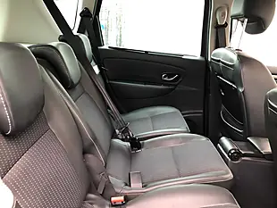 Used 2015 Renault Scenic Dynamique Nav Red - Interior and Exterior details 16