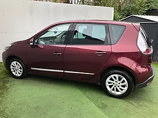 Used 2015 Renault Scenic Dynamique Nav Red - Interior and Exterior details 6