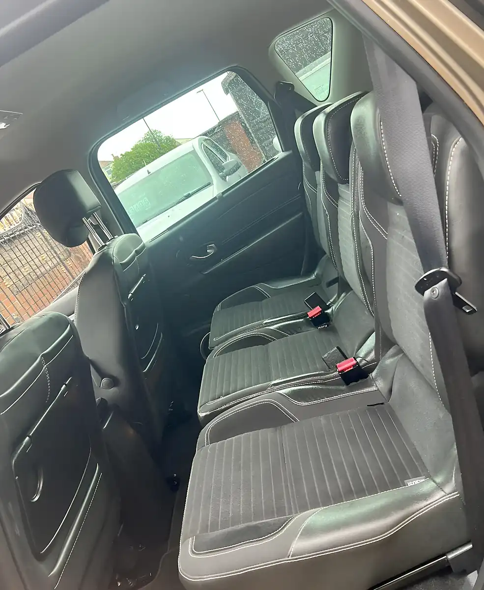 Used 2015 Renault Scenic X Mod Dynamique Tom Tom Champagne Metallic - Interior and Exterior details 9