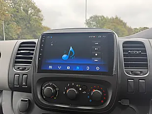 Used 2015 Renault Trafic 27 Business Swb Standard Roof Euro 5 White - Interior and Exterior details 13