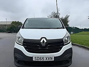 Used 2015 Renault Trafic 27 Business Swb Standard Roof Euro 5 White - Interior and Exterior details 8