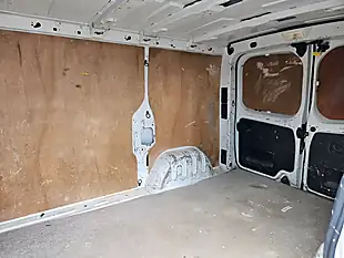 Used 2015 Renault Trafic S127 Swb White - Interior and Exterior details 10