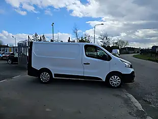 Used 2015 Renault Trafic S127 Swb White - Interior and Exterior details 2