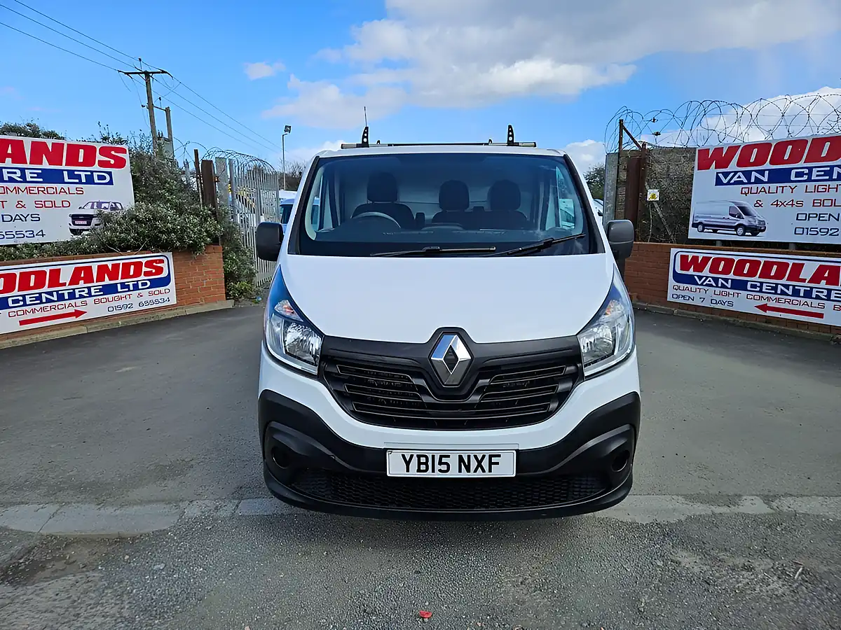 Used 2015 Renault Trafic S127 Swb White - Interior and Exterior details 3
