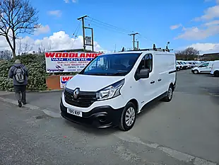 Used 2015 Renault Trafic S127 Swb White - Interior and Exterior details 4
