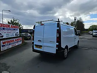 Used 2015 Renault Trafic S127 Swb White - Interior and Exterior details 8