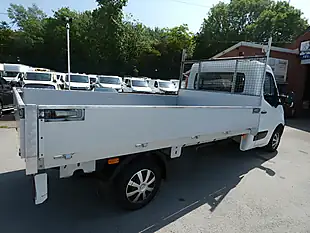 Used 2015 Renault Trucks Master Mwb 3.8M Dropside Pickup White - Interior and Exterior details 14