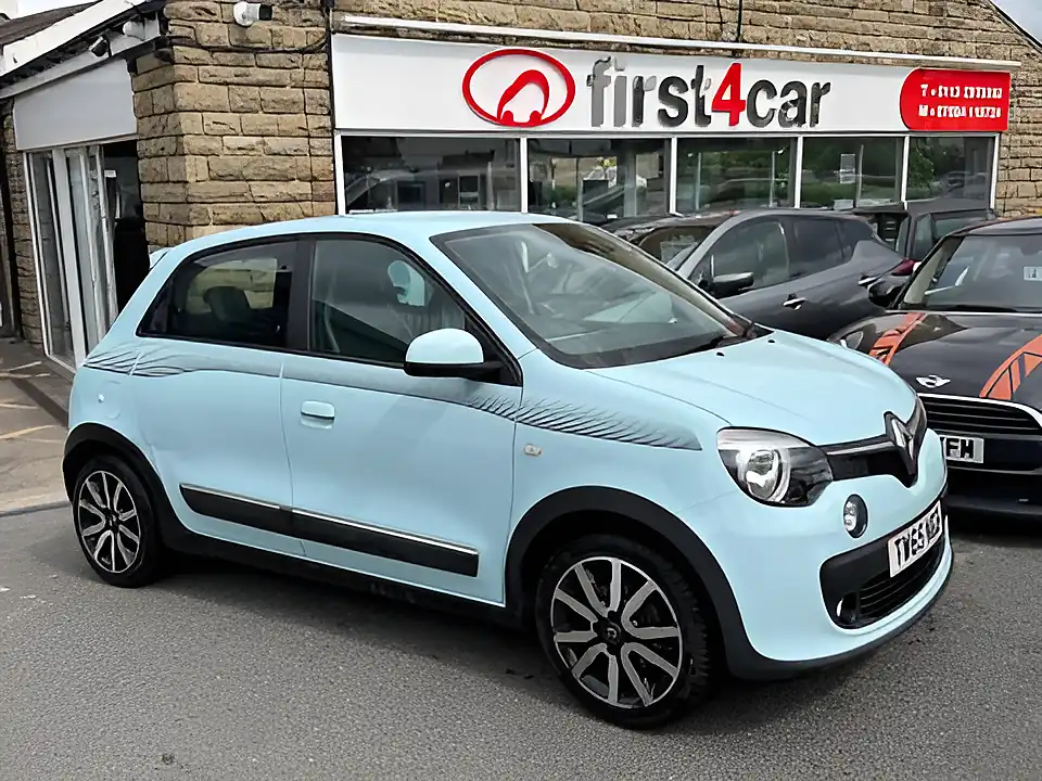 Used 2015 Renault Twingo Dynamique Energy Blue - Front View