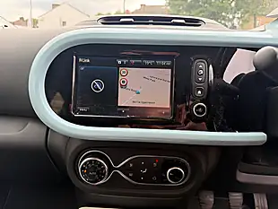 Used 2015 Renault Twingo Dynamique Energy Blue - Interior and Exterior details 11